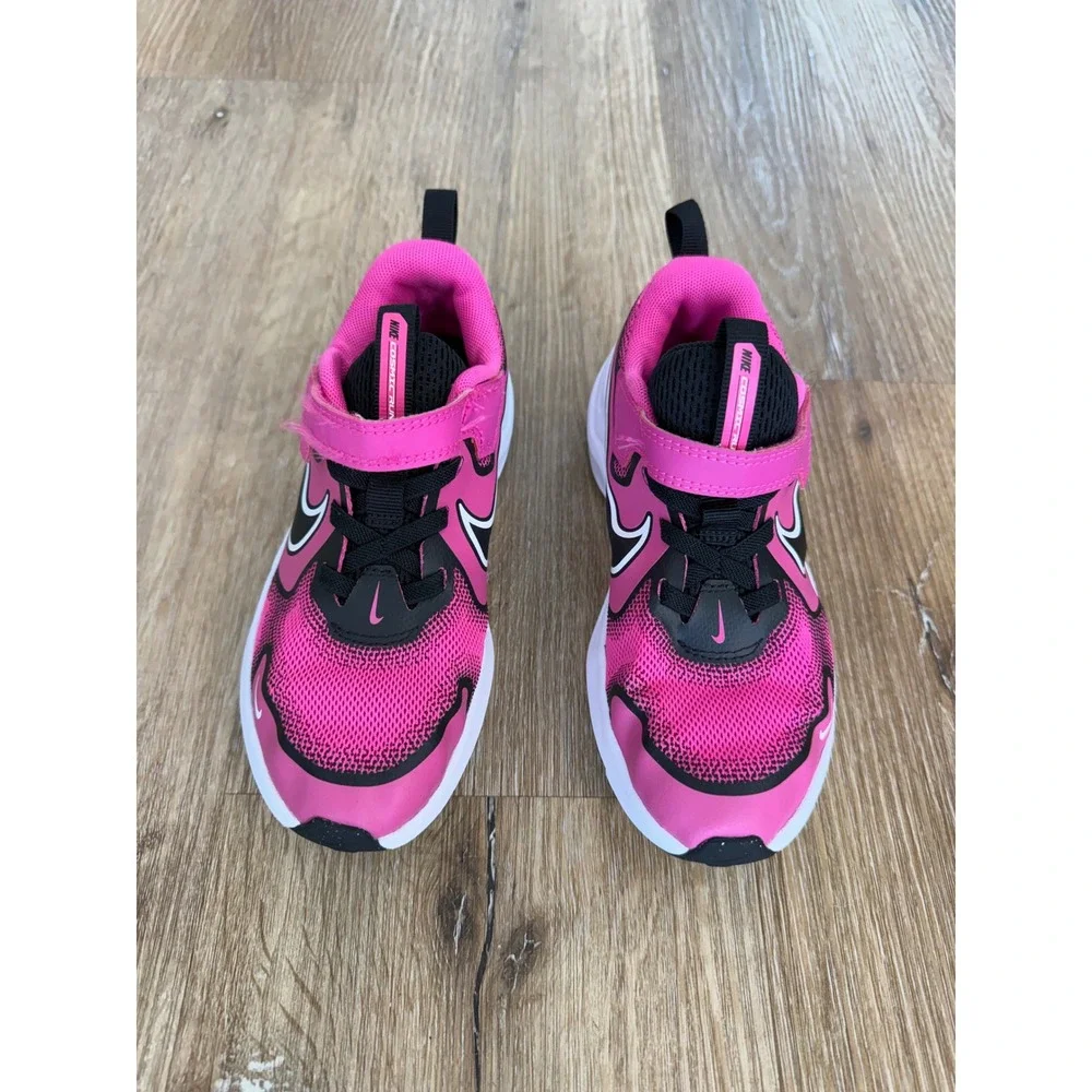 Nike Gorpcore Cosmic Runner Kids Size 1Y Pink Black Mesh Hook and Loop Sneakers